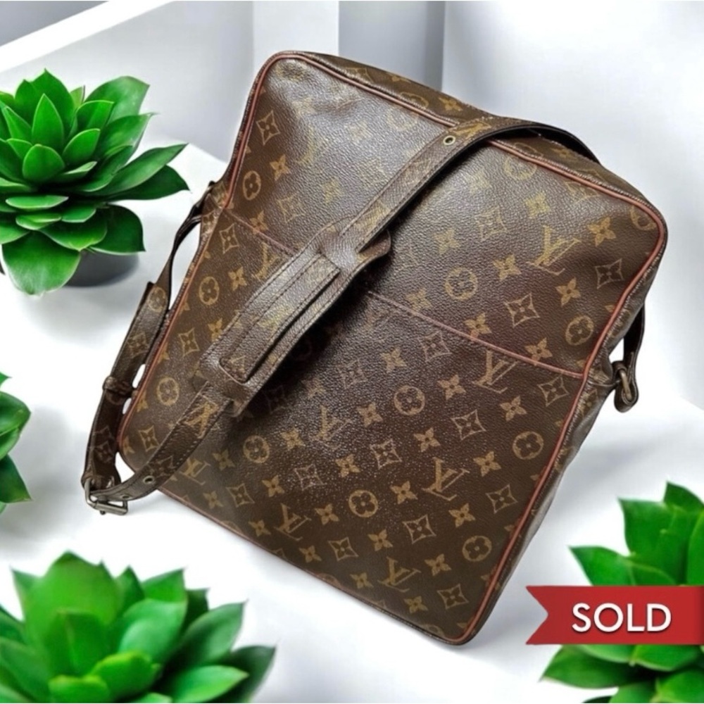 SOLD - 💎Authentic Louis Vuitton Monogram Marceau GM